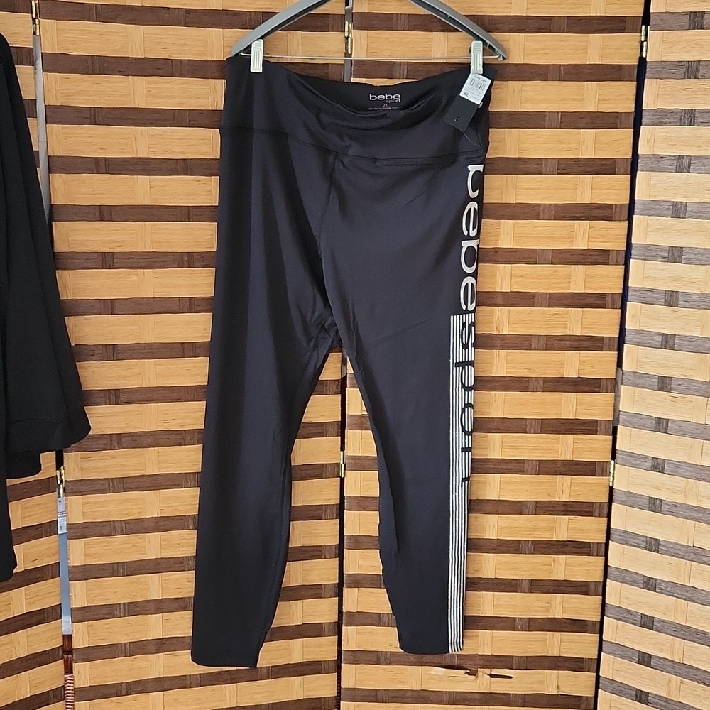NWT!! BEBE LEGGINGS SILVER WRITING